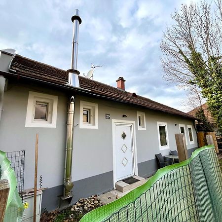 Willa Haeuschen Fuer Monteure, Autobahn Bruck an der Mur Zewnętrze zdjęcie